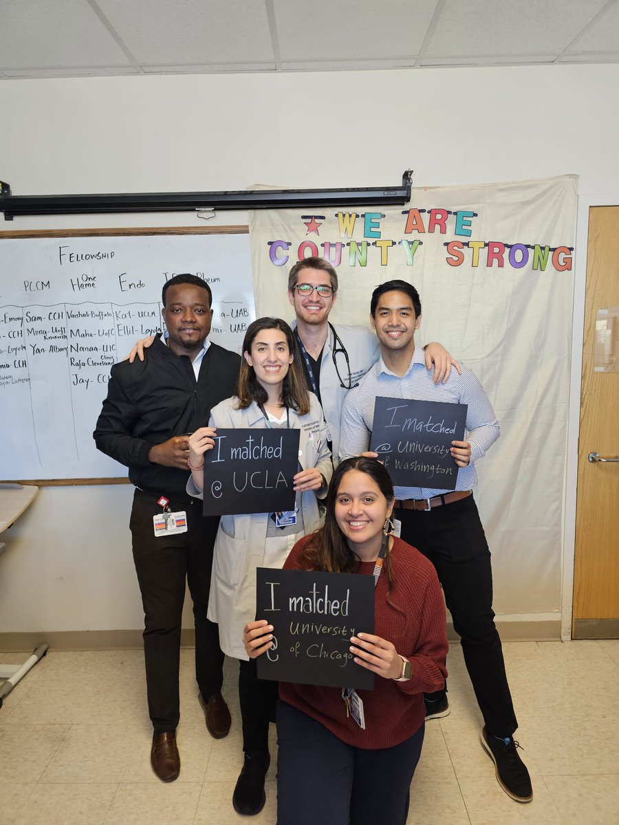MahaElsebaie's tweet photo. I am grateful to my mentors, friends, and family. 
I matched at my top choice @UChicagoHemOnc for the Hematology and Oncology Fellowship.

Congratulations to all my friends and above all, my Chief Medical Resident gang.

#FellowMatch 
@CookCountyIMR 
@HemOncFellows https://t.co/29O664FVbl