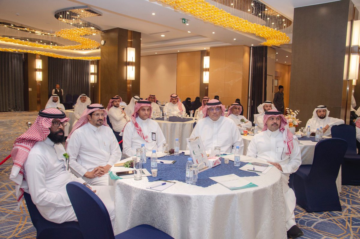 MOE_ARP's tweet image. #صور |
بمشاركة 14 مكتب تعليم أهلي وعالمي، وبحضور 80 مشرفا ومشرفة..
اُختتم صباح اليوم بـ #تعليم_عسير ، البرنامج الوزاري "الزيارات التبادلية" بين منسوبي ومنسوبات مكاتب التعليم الأهلي والعالمي على مستوى إدارات التعليم في المملكة؛ بهدف تبادل الخبرات والاطلاع على أفضل الممارسات في…