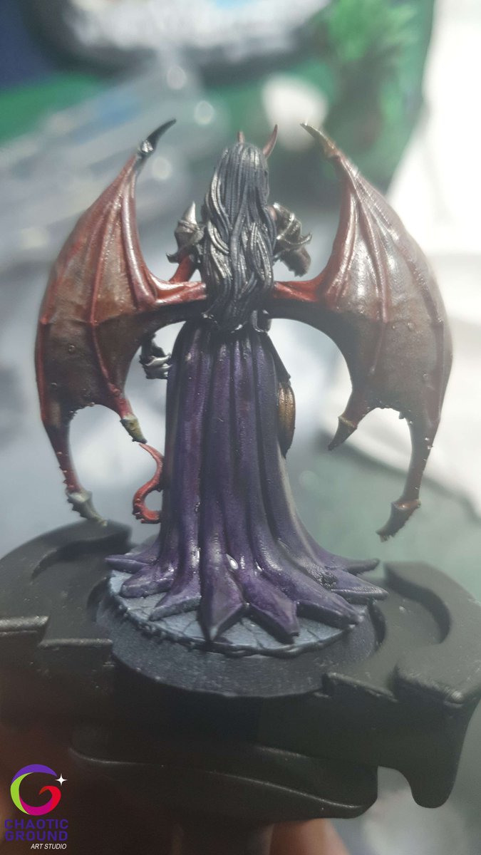 ChaoticGround's tweet photo. ¡Buenas Chaoticos!
Esperando que tengan un excelente día, tenemos un par de fotos de una mini que nuestra artista  nos dejó @aeonkatprops para compartir con ustedes~
¡Esperamos que les guste tanto como a nosotros está bonita mini de un succubo!

#minipainting #chaoticgroundstudio https://t.co/34xE9PP94S