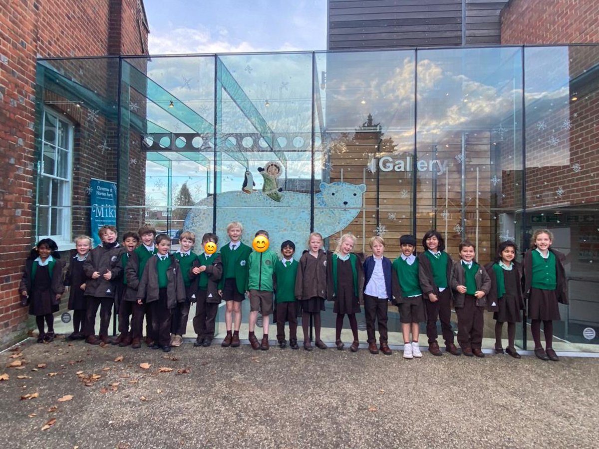 Year 1 and 2 went to see Miki at Norden Farm today. #theatre #thearts #nordenfarm #year2 #year1 #herriescoedprepschool #maidenheadmums #marlowmums #cookhammums