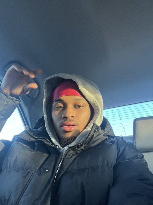 Cold asf outside https://t.co/hfO6Jd6YaX