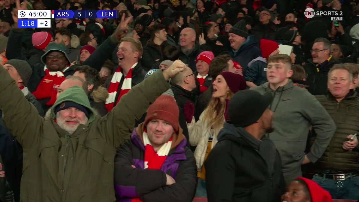 hellobellole's tweet photo. That kind of Arsenal we love to know. What a first half !!!!!!!

#arsenal #UEFAChampionsLeague
#football https://t.co/646WvixvAZ