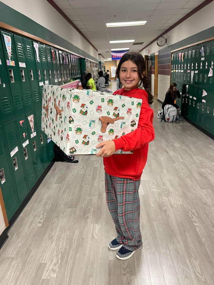 Our little elves have been busy all month long donating, collecting, and sorting toys for our Toys for Tots toy drive!!! And guess what??? DSLA WON!!! 🤗 We donated 587 toys to help families in need 🎁🎁 Way to go,DSLA !Thank you to everyone who made this possible! <a href="/mansfieldisd/">Mansfield ISD</a>