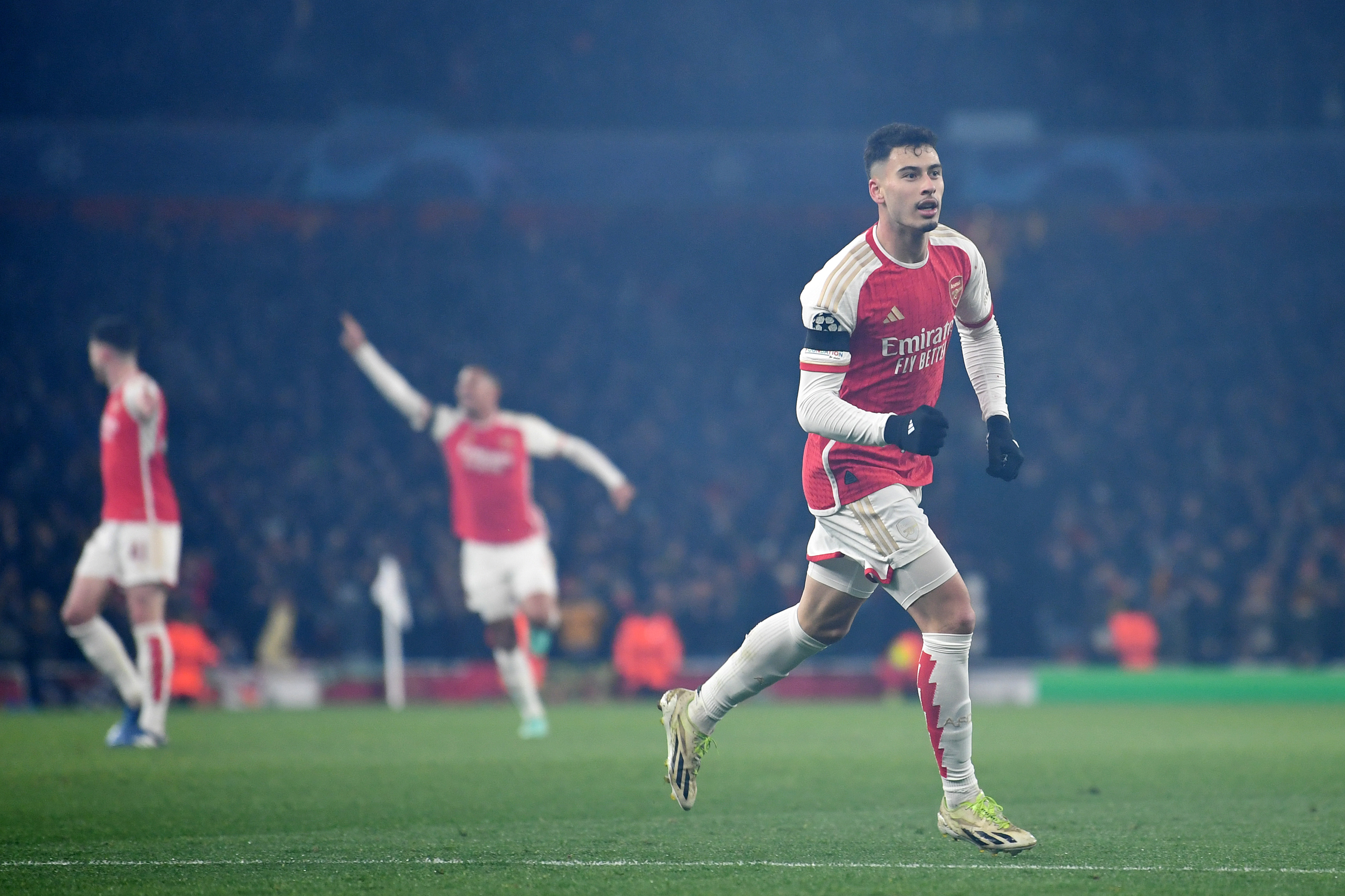 Gabriel Martinelli celebrates his goal.