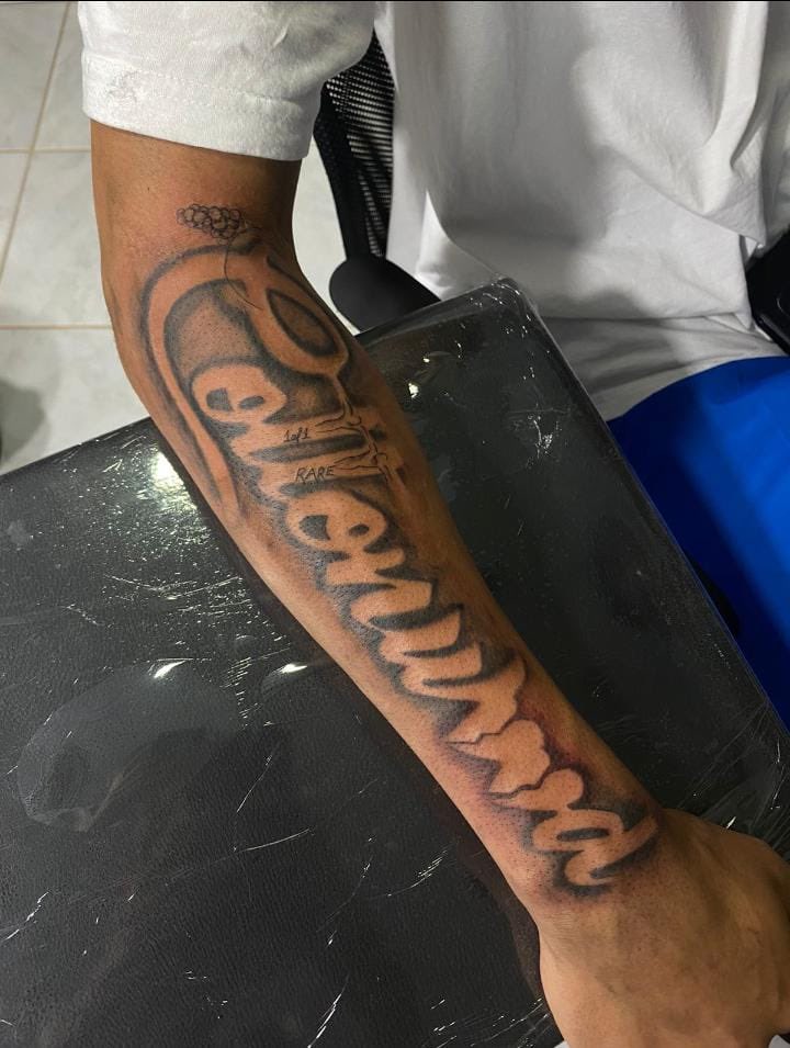 NLEChoppaBR's tweet photo. 📩| Tatuagem feita por fã brasileiro 💜🇧🇷 https://t.co/62P0fspBXC