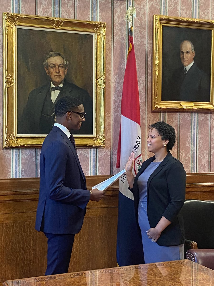 CLEMetroSchools's tweet photo. Cleveland Mayor Justin Bibb announced the appointment of Midori Lebrón to the Cleveland Metropolitan School District Board of Education. Her appointment is to an unexpired term ending June 30, 2025. Learn more about the appointment: https://t.co/laf2FORPgu https://t.co/HF7HtuvEsw