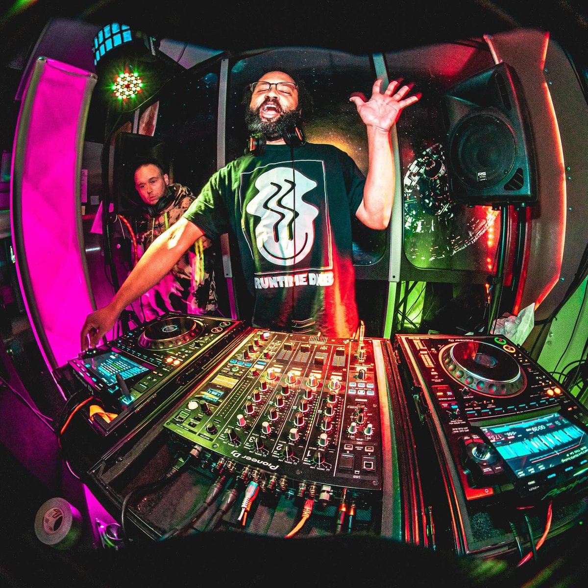 RuntimeDnb's tweet image. More shots from out Givingbass dnb event at @FireUpEsports . Massive love to these resident djs:

MDKai 
OVERLOOK
TOSHIKAY
#drumnbass #junglist #rave #dj