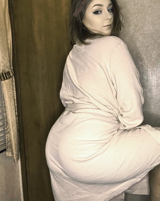 Sale going on for onlyfans! First 20 subs get 45% off for 30 days for my holiday discount 💋 https://t<a href="/tag/mydotclub"class="tags"><span>#mydotclub</span></a>