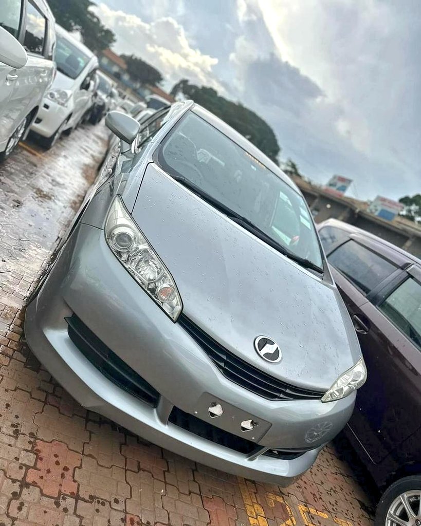 DriveNowUg's tweet image. #LimitedOffer
One of the vehicles on discount this week it&apos;s the Toyota Wish and we allow swapping .
#MakeItPossible

Priced: #Ugx33m