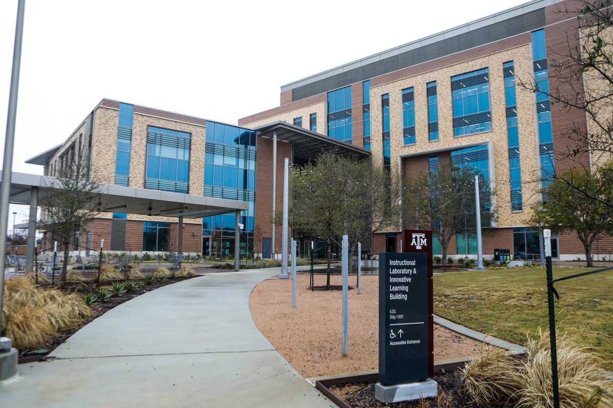 Chemistry Department tweet media