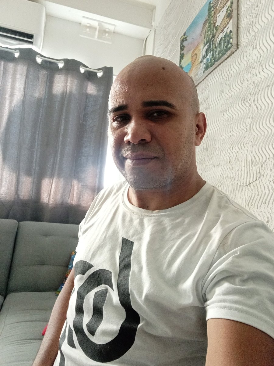 hectormandinga's tweet photo. Hoy estoy visitando a mi familia en Cúa https://t.co/9iXPNTho8v