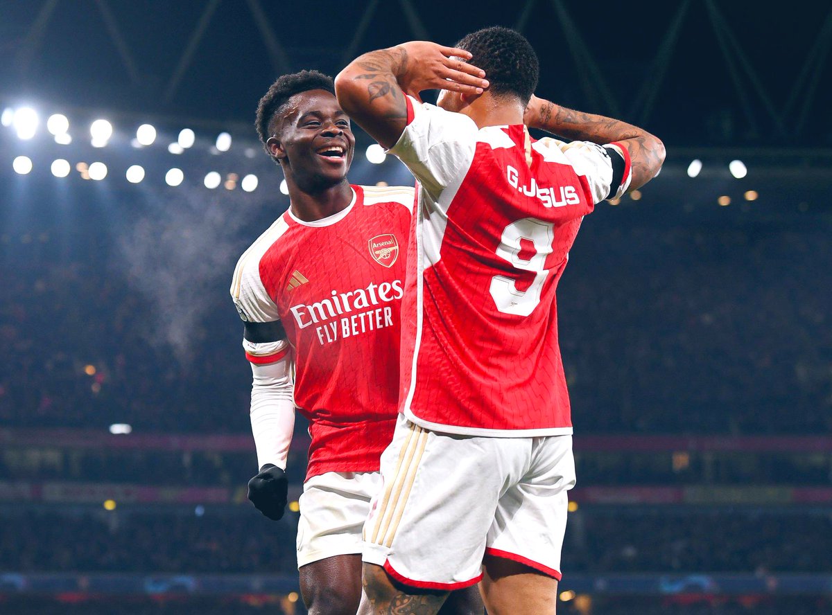 PhotosArsenal's tweet photo. This is Arsenal 🔥🔥🔥 https://t.co/6bqg68yVgb