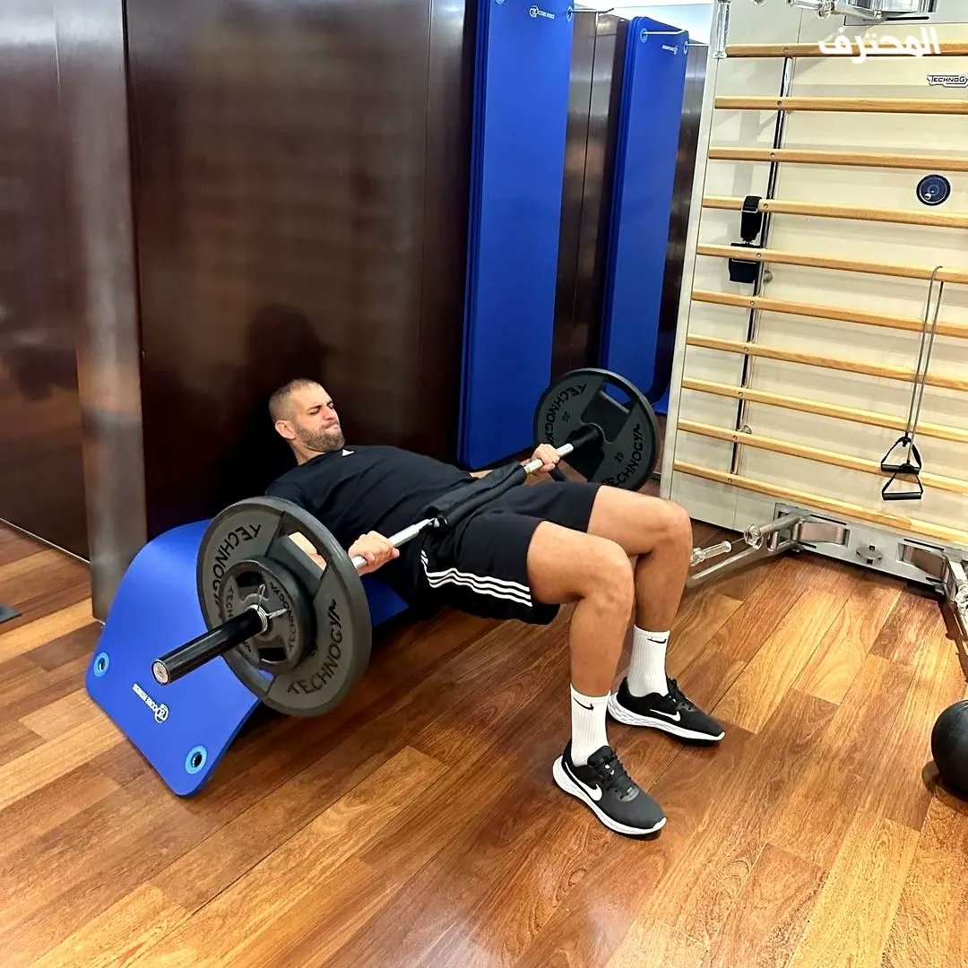EMouhtarif's tweet photo. 🔵🏋‍♂️
سليماني يواصل عملية التأهيل للتعافي من الإصابة التي تعرض لها خلال لقاء الموزمبيق، رفقة المحضر البدني الخاص بالمنتخب الوطني 🇩🇿✅️

#slimani https://t.co/JsugvInuuj