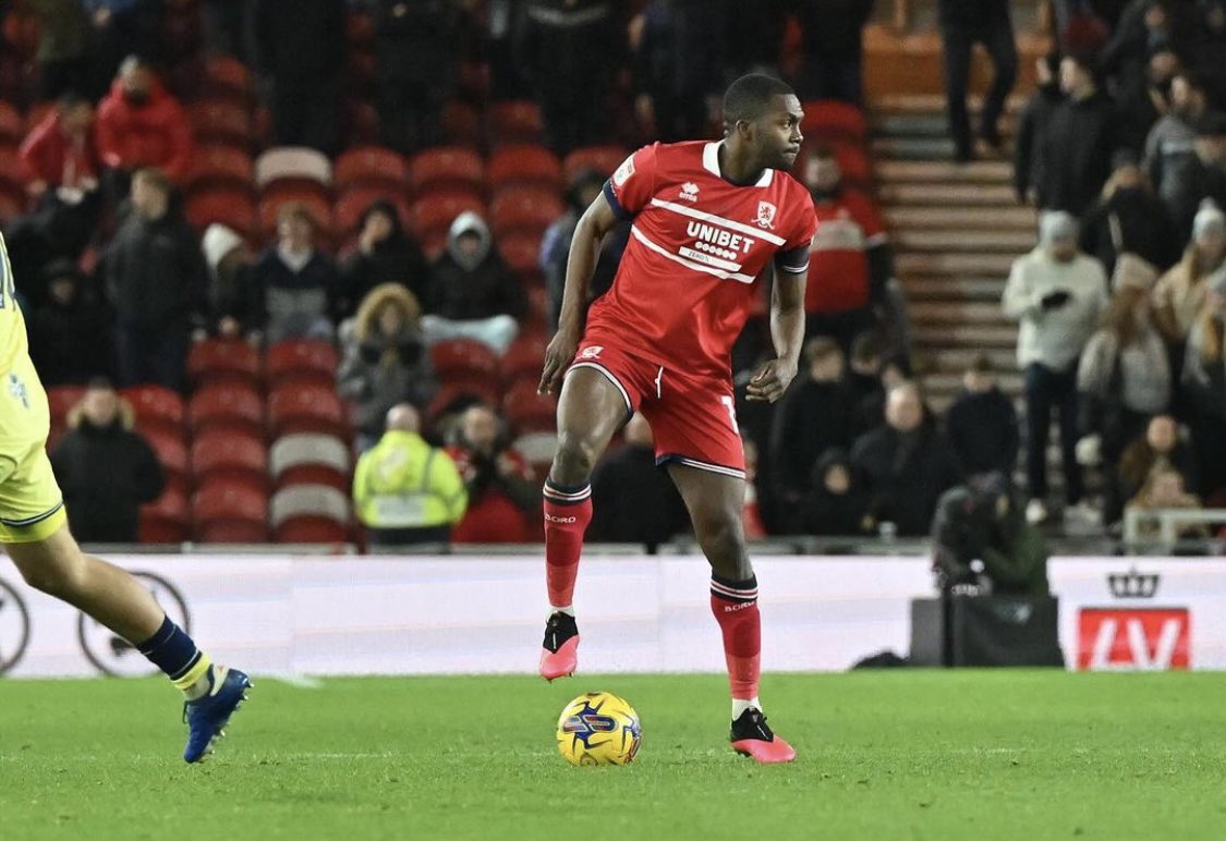 AJDijksteel's tweet photo. Focused and composed  🧗🏾

+3 😁🔴⚪️ #UTB https://t.co/KgdHoFeXoB