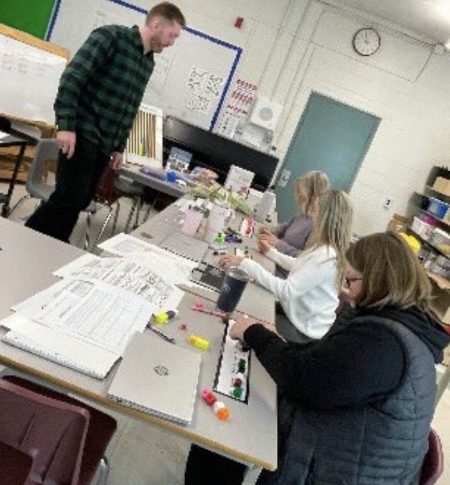 MrCasey27's tweet photo. From exploring Early numeracy, to diving into small group instruction in Math, to finishing with Thinking classroom and problem solving with the brilliant 7/8s… @MPatel_1 and the team at AJ Baker know how to have fun! @tvdsbmathk8 #HIIP https://t.co/Wp29NjPfuJ