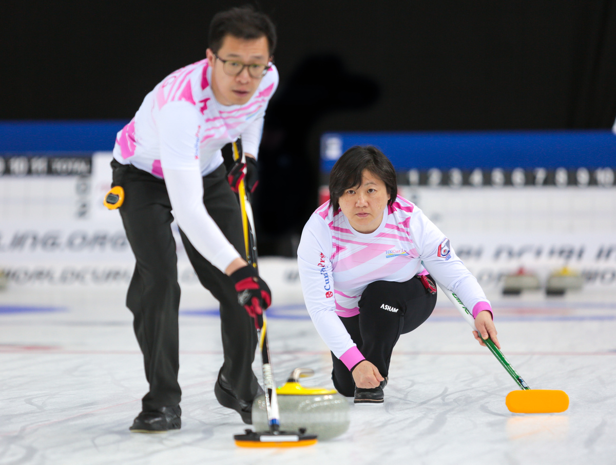 worldcurling's tweet photo. INFO | The World Mixed Doubles Qualification Event in Dumfries, Scotland (2-7 Dec.) will be streamed on Curling Stadium Europe 

Grab your pass: https://t.co/rLXmhJ9CEI 

For more info visit: https://t.co/AawDFODcGk

Competition schedule: https://t.co/KrpQgOsdZh

#WMDCC #Curling https://t.co/Jk5FtjX9ku
