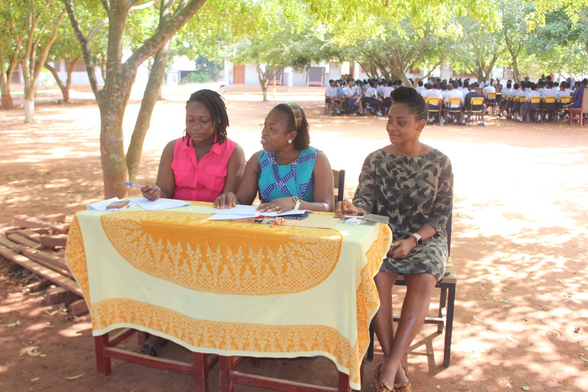 LegonUbs's tweet photo. KG department ready for the quiz competition. #UBSLiteracyweek https://t.co/g11uRBToO2