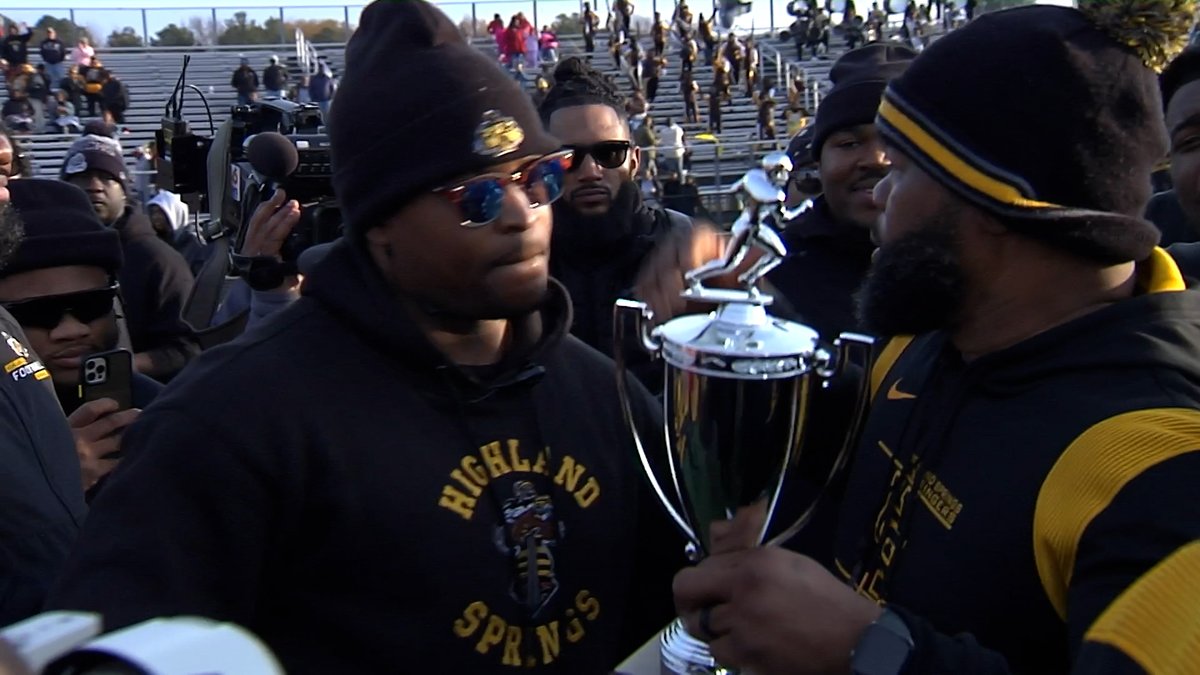 The latest Sportswire is up! See <a href="/gohshsfootball/">HSHS Football</a> vs @lancer_footbal <a href="/DRathletics/">DRHS Athletics</a> vs <a href="/hshsboysbball/">hshsboysbasketball</a> <a href="/GAHS_Basketball/">Glen Allen Girls Basketball</a> vs <a href="/JRTAthletics/">JRT Athletics</a> <a href="/DSF_basketball/">DSF Basketball</a> vs Hanover and more!

youtu.be/Jb-aM6Igpm4