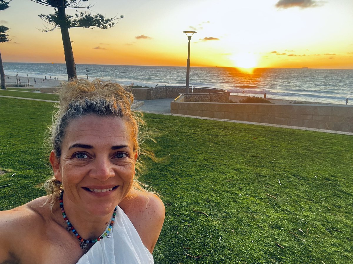 Prof. Frances Kay-Lambkin (@proffrankaylamb) on Twitter photo It’s SO good to be back amongst great friends <a href="/SMHR/">SMHR</a> in Scarborough <a href="/RendezvousPerth/">Rendezvous Perth</a> … great science and innovation in #mentalhealth AND magnificent company… I’ve missed you! It’s SO good to be back amongst great friends <a href="/SMHR/">SMHR</a> in Scarborough <a href="/RendezvousPerth/">Rendezvous Perth</a> … great science and innovation in #mentalhealth AND magnificent company… I’ve missed you!