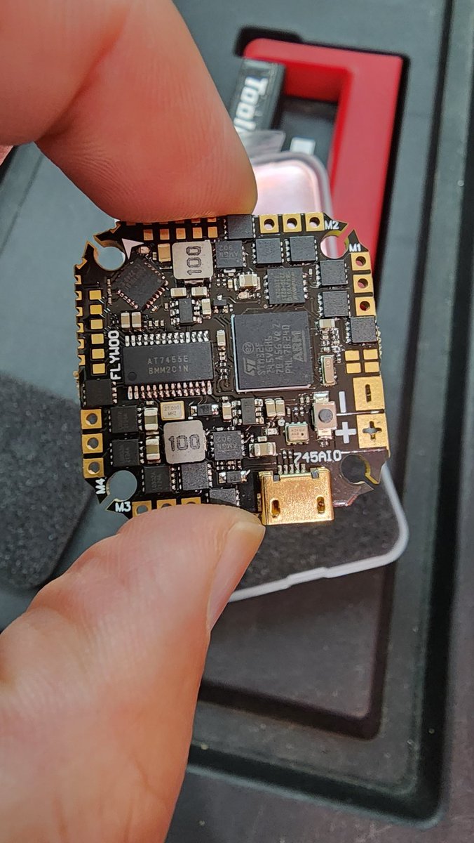kmnn16's tweet image. まさかの2ヶ月前倒し入荷
注文して8日！
チャレンジして良かった！
#flywoo
#flightcontroller
#ardupilot
#カモシー工房