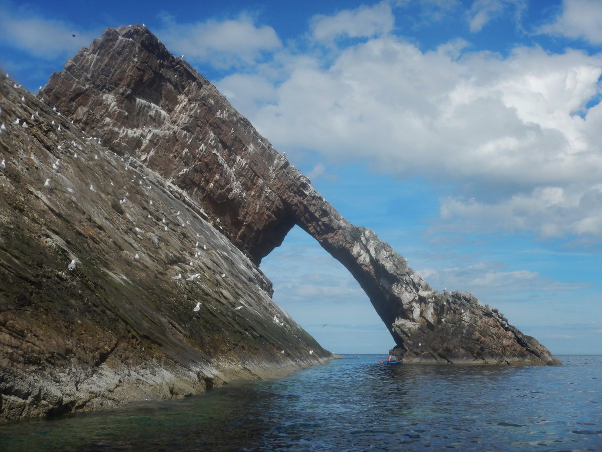PeteCrane5's tweet photo. A4 .. looking forward to getting back on the sea with friends exploring our stunning coastline ... last summer at #BowFiddle ... #ScotlandHour @ScotlandHour https://t.co/hT0blbTlk2