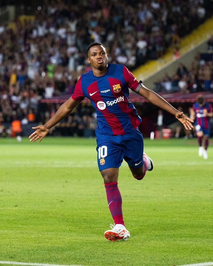 passioculer's tweet photo. Ansu Fati estará de baja 3 meses según informa @mundodeportivo https://t.co/nQNWD8r8Dd