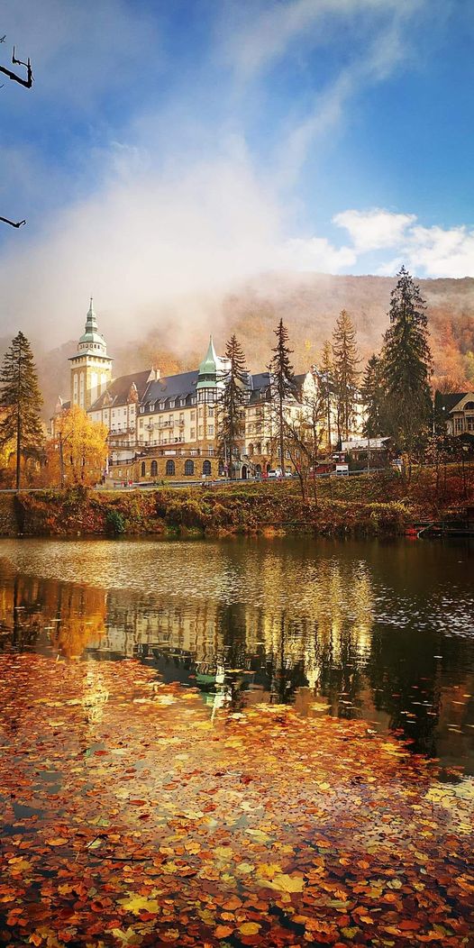 globetogotravel's tweet photo. "🏰✨ Discover the enchanting beauty of Lillafüred, Hungary! Explore its majestic castle, serene gardens, and tranquil waterfalls. 🍃💦 Who else dreams of a fairytale escape? 🧚♀️🌟 #LillafuredMagic #HungaryAdventures #FairytaleDestinations" https://t.co/0GyDE6Lex1