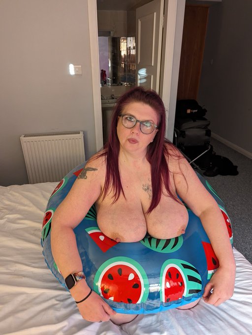 Had a fetish booking and had so much fun xx https://t.co/mCEOV1FMzP<a href="/tag/bbw"class="tags"><span>#bbw</span></a><a href="/tag/blowjobqueen"class="tags"><span>#blowjobqueen</span></a><a href="/tag/38hhtits"class="tags"><span>#38hhtits</span></a><a href="/tag/size18"class="tags"><span>#size18</span></a>