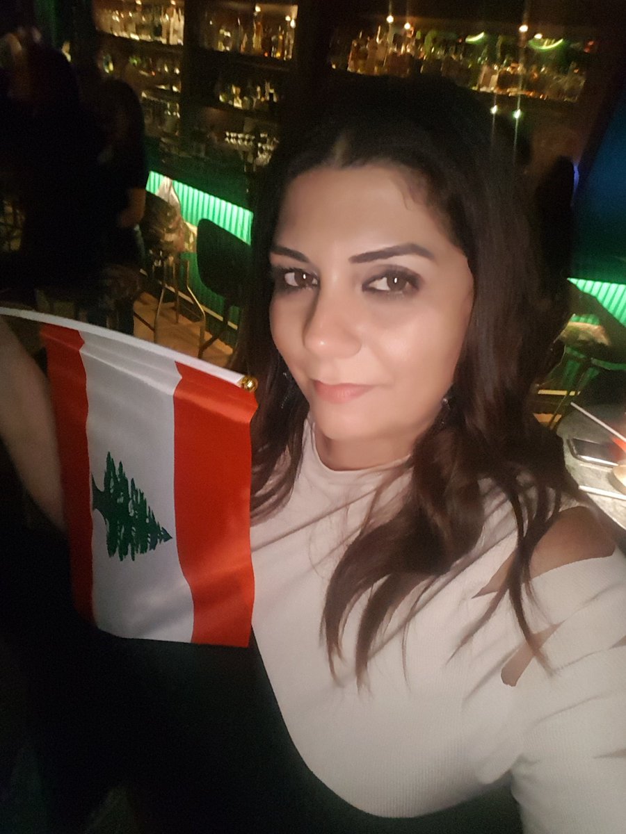 MJoeMoukarzel's tweet photo. عذراً بس حبنا للبنان أكبر بكتير مما يمكن وصفه
#يا_لبنان_دخل_ترابك
🇱🇧🇱🇧🇱🇧🇱🇧🇱🇧❤❤❤❤
#حبة_من_ترابك_بكنوز_الدني https://t.co/LbPur3cLUR