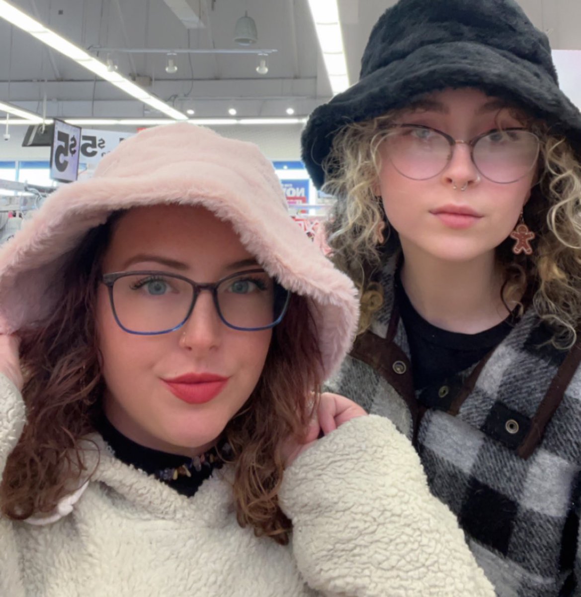 🩷 <a href="/MarissaAlexiss/">mar 💗</a>