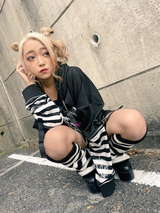 Twitterのコスプレ画像16