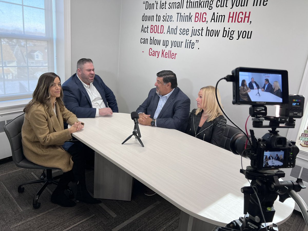 360mm's tweet photo. Awesome Shoot With The @SoldByBaldo Team At Keller Williams Legendary!!! https://t.co/yWHZMVg6zP