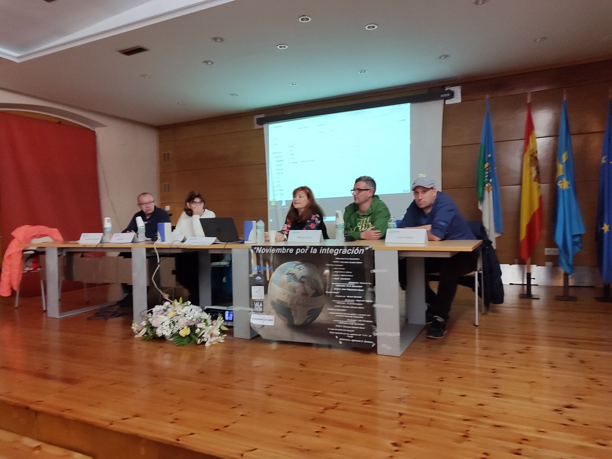 Asoc_Intervalo's tweet photo. Hoy hemos tenido el último acto, una mesa redonda de usuarios del CAI de Pando quienes nos han impresionado con su trabajo de investigación y sus reflexiones. Muchas gracias a todos los que habéis hecho posible esta edición de #NoviembrePorLaIntegración. Seguimos trabajando ♥️♥️ https://t.co/plI9VWw3gG