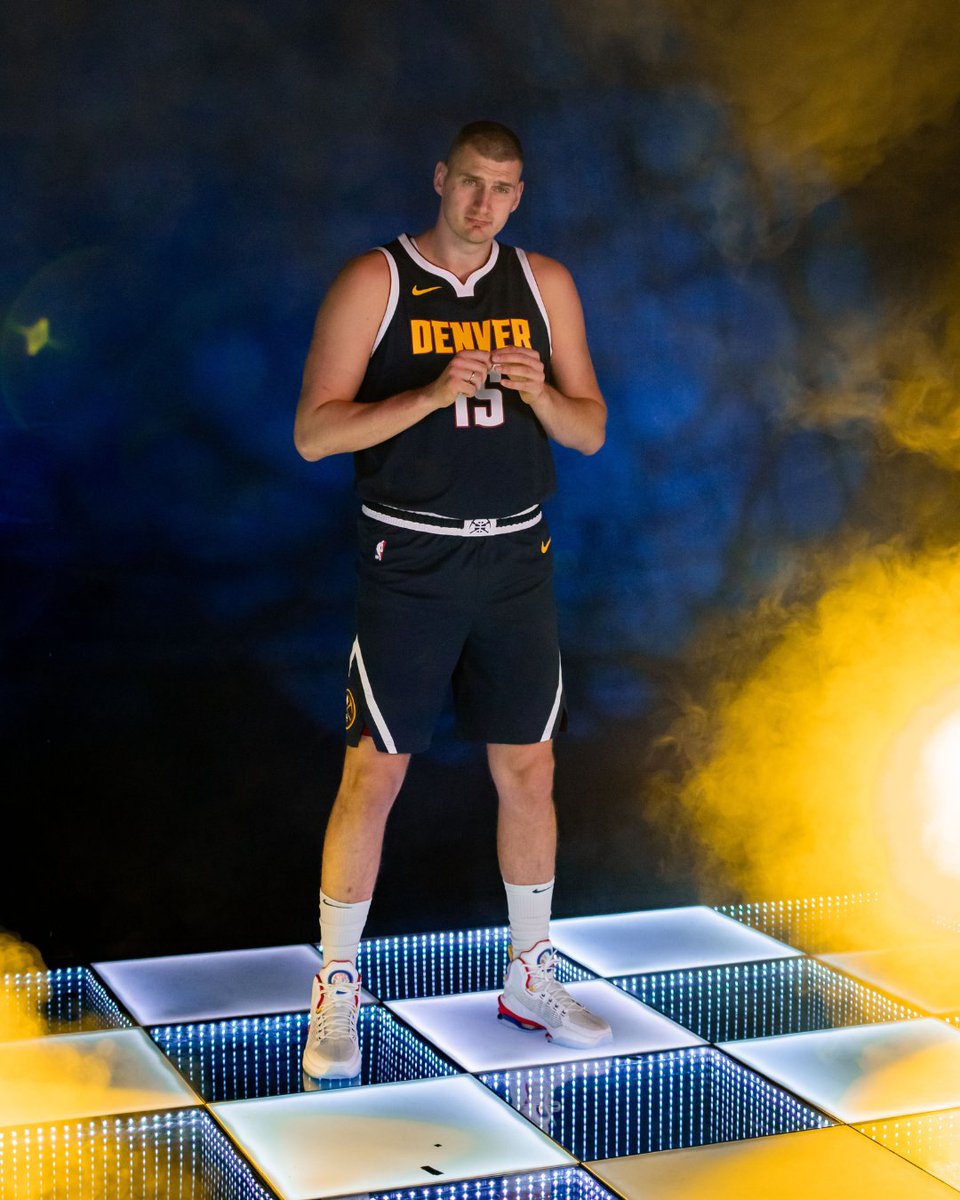 Fresh Tape Media does <a href="/nuggets/">Denver Nuggets</a> Media Day 2023. 🏀
(a thread) 🧵