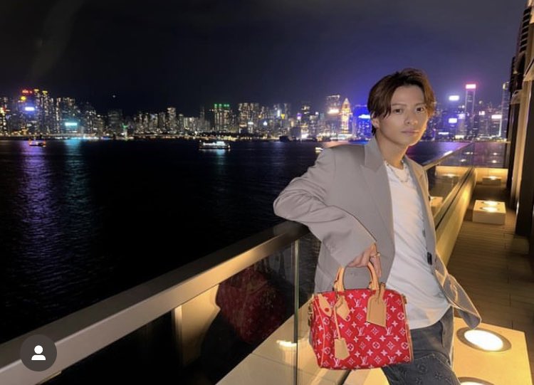 AnkhKp_show's tweet image. 昨日珍しく早く寝て起きたらこれ❤️❤️
めーーっちゃカッコいい♡
香港🇭🇰楽しんでねー✨
#ShoHirano_Instagram 
#ShoHirano 
#LVMenFall24 
#Number_i