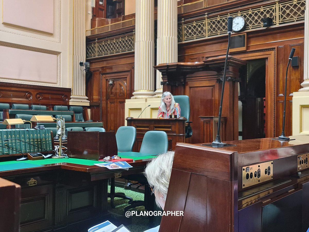 @Gilchristdj @Pathways_UoM @WLIAus @abcperth @6PR @hamishhastie I was lucky to attend #PathwaysToPolitics events recently at the SA and VIC state parliaments and witness 2 amazing cohorts of women from various backgrounds deliver stump speeches.
@WLIAus @Pathways_UoM 
@uwanews

#WomenMatter #PoliticsMatters #Auspol #wapol