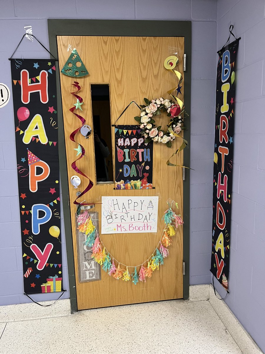 Wishing Mrs. Shannon Booth a Happy belated birthday!! We hope you enjoyed your special day!! 🎉🤍💚🥳