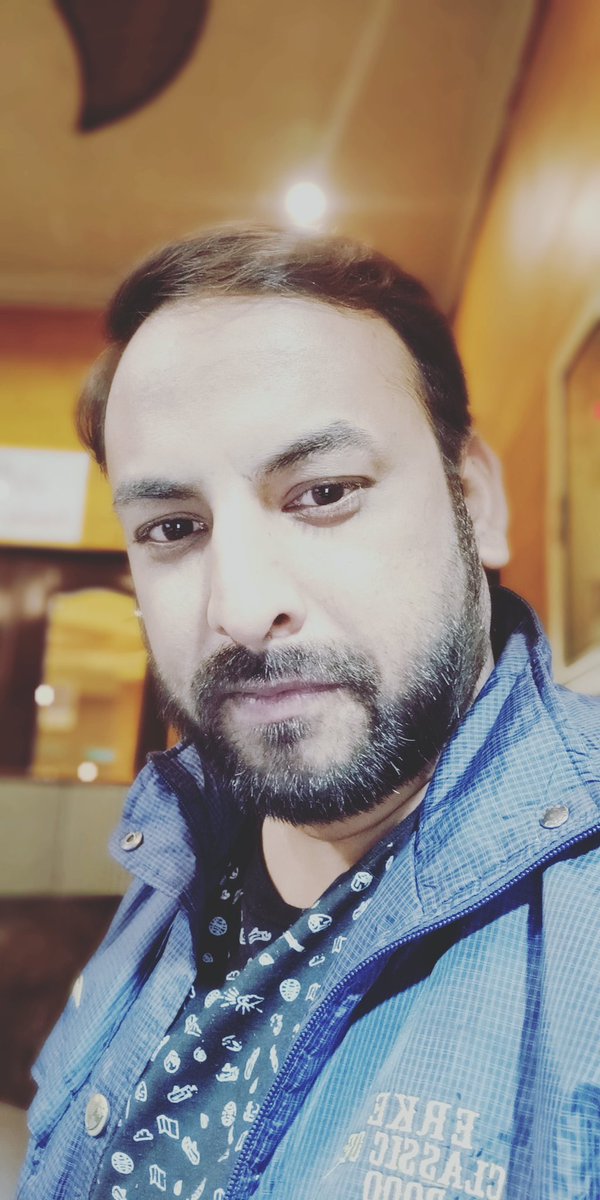 sosheel's tweet photo. Ankhein dekhti hai kya....... https://t.co/1h4lUuJAtp