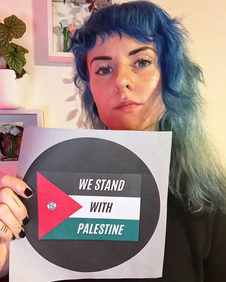 In #Manchester , we stand with #Palestine 🍉
In solidarity ✊❤️🖤💚🤍

#StandWithPalestine 
#palestinesolidarity 
<a href="/PSCupdates/">Palestine Solidarity Campaign</a>