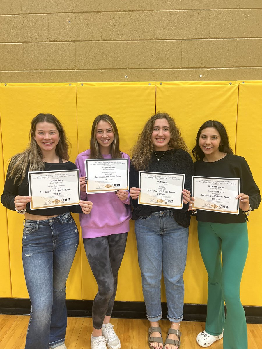 Congratulations to our seniors for earning ACADEMIC ALL-STATE! Honorable Mention: Karsyn Ross, Keighly Dailey and Lizzie Suarez. 1st team: Ily Stamm!! @DaileyKeighly @LizzieSuarez06 @stamm_ily @SeguinHSTx @SeguinAthletics @SeguinISD @DaileyCraig
