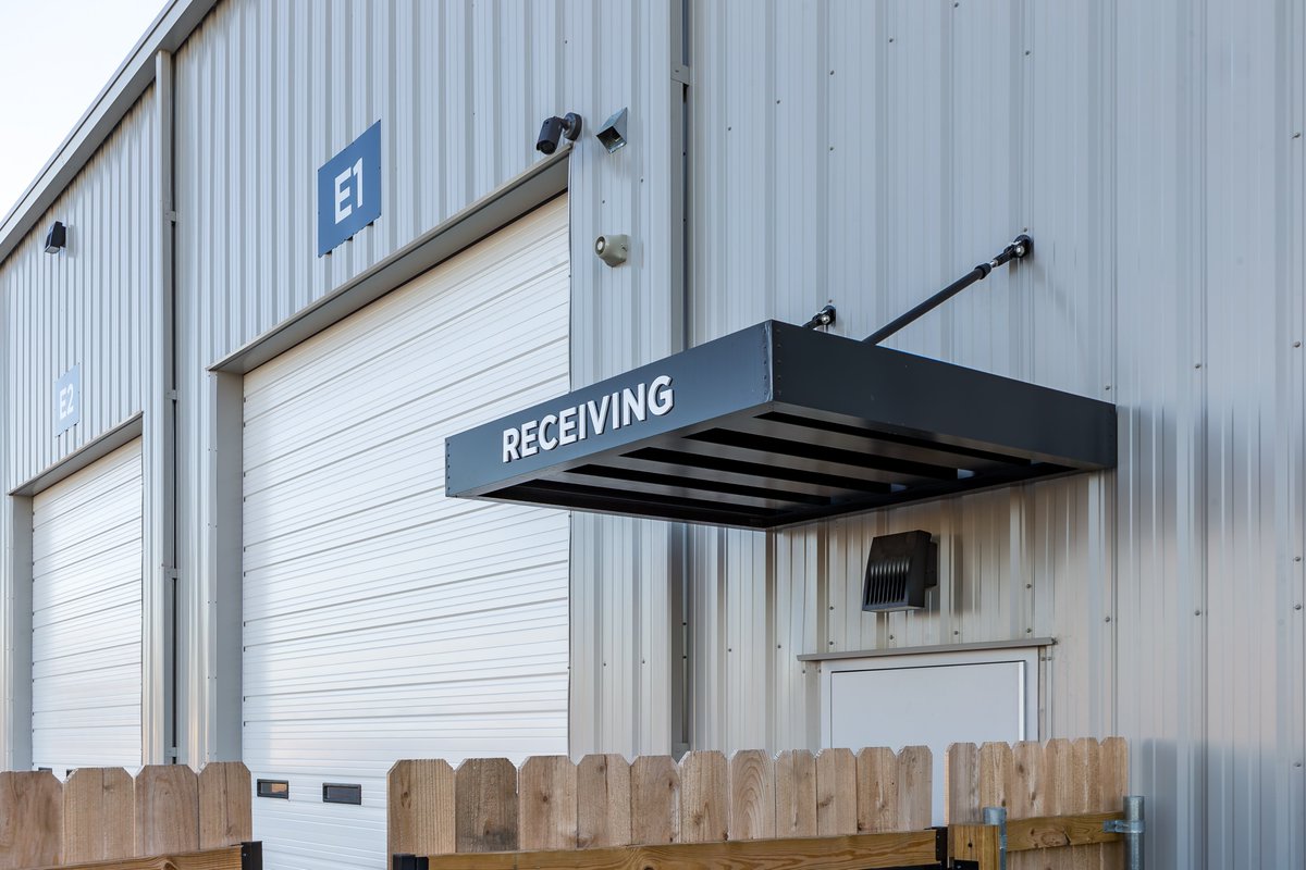 Munds Energy 
24,000 SF Warehouse
📍Park City, KS
📸 Milt Mounts
Engineering | <a href="/MKECEngineering/">MKEC Engineering, Inc.</a> 
Architecture | <a href="/WDMArchitects/">WDM Architects</a>