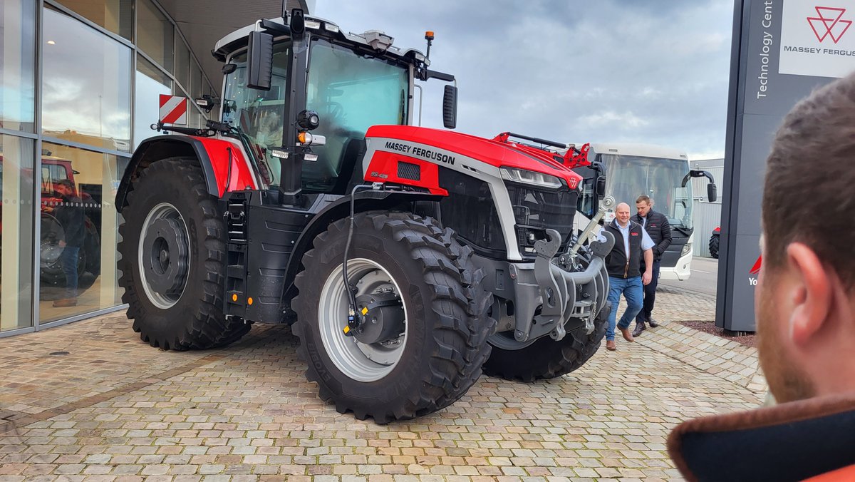 simon roberts (@sistillalive) on Twitter photo Just got back after a tour of the #Masseyferguson factory, huge thanks to mark <a href="/chandlersfe/">Chandlers (FE) Ltd</a> for the hospitality and inviting me Just got back after a tour of the #Masseyferguson factory, huge thanks to mark <a href="/chandlersfe/">Chandlers (FE) Ltd</a> for the hospitality and inviting me