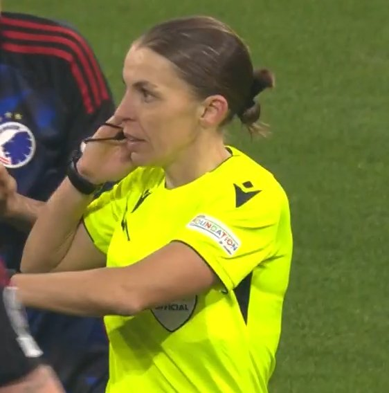 KuzgunNogay's tweet photo. @ChampionsLeague not the referee, but the trigger men and woman:
Stéphanie Frappart & José María Sánchez
and the Spanish gang in #VAR:
Ricardo de Burgos & Juan Martinez Munuera #GSMUN
Carlos del Cerro Grande & Alejandro Hernández #FCBCOP https://t.co/xYEZgbkJKR