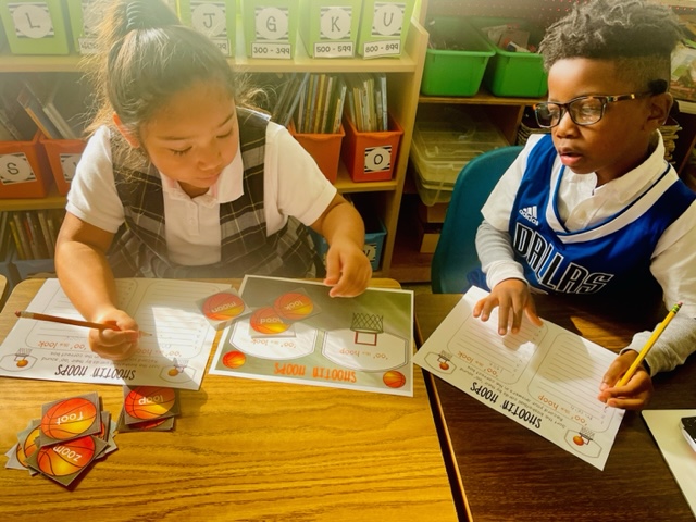dallasschools's tweet photo. ππ Inside the Classroom: First graders at Annie Webb Blanton Elementary, led by Ms. Brevard, mastered the /oo/ sound by shooting baskets into the correct hoop for words she said! π
#teachbeyondthetest https://t.co/8xulDfRGkl