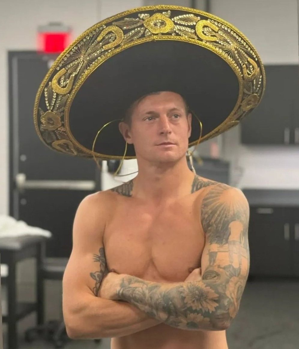 trunksRM's tweet image. Nadie habla de su partido, casi siempre se habla de él cuando lo hace mal, pero lo de hoy ha sido una exhibición descomunal.. Leyendaza de este deporte.