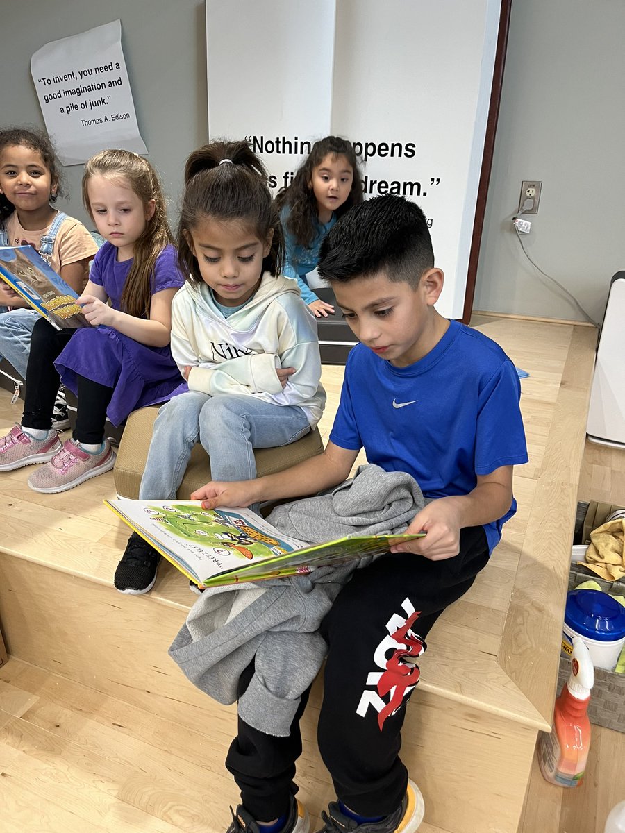 MsMiller_CAN's tweet photo. What a sweet treat it was today having big brother (5th grade) come down to Kinder to read with us at library and help us learn our coins! ❤️ #canKinder #canSTEM #becannonproud @canSTEM https://t.co/fn6ax1V8lP
