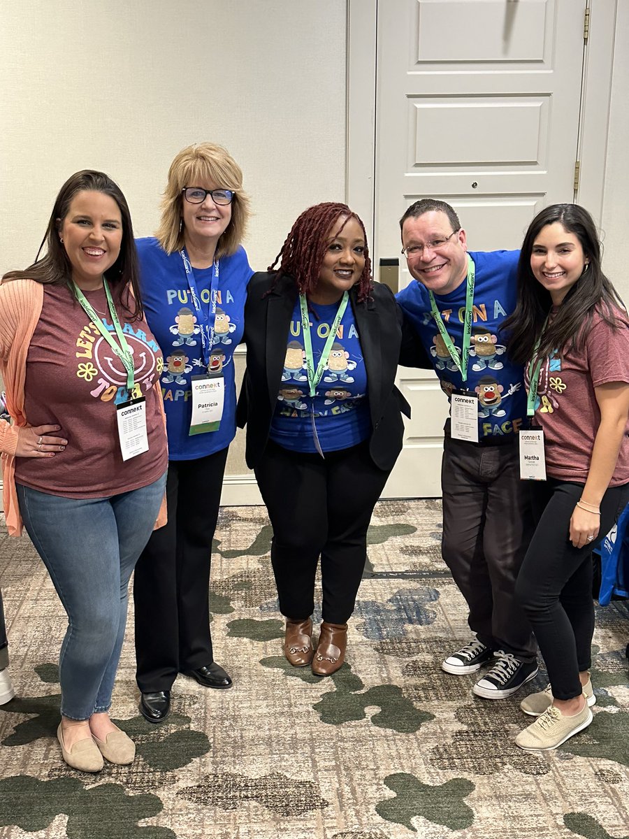 DrShaunteMorris's tweet image. Fun day of learning, connecting, &amp;amp; sharing at the @Lead4Ward #Connext #Think23 Conference. 
#schoolisOurHappyPlace