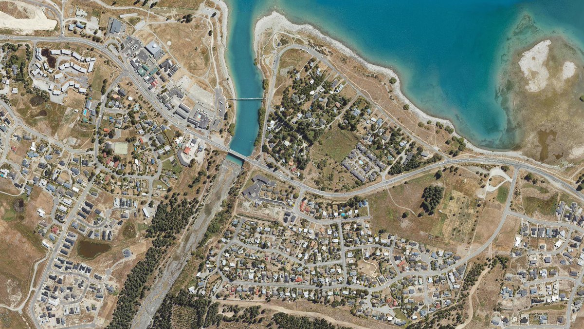 LINZLDS's tweet photo. Check out this stunning high-resolution urban imagery 🌆over the MacKenzie district on the LINZ Data Service and LINZ Basemaps. https://t.co/v6H1jWL8QE &amp; https://t.co/JTGN45I9IQ Thanks to @Ecan. (Image: Lake Tekapo) #opendata https://t.co/oHK43JAxdL