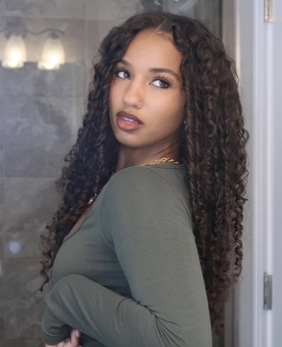 im_b4dgirl's tweet image. ،،̲   @im_b4dgirl 
                𝒊nsta𝗴𝗿𝗮𝗺 feed .ᐟ

Gosto dessas fotos