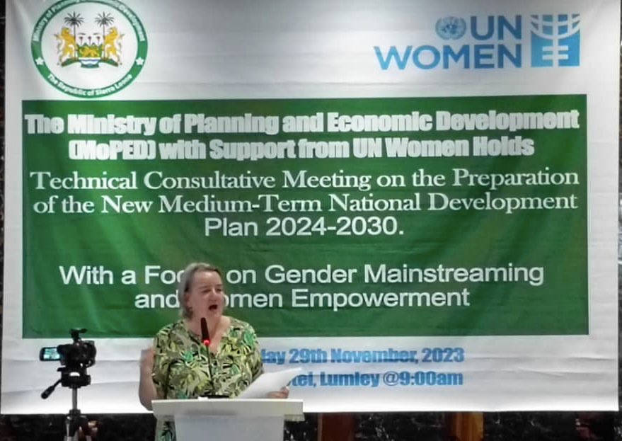 MainstreamingSL's tweet photo. Gender mainstreaming in the New Medium-Term National Development Plan, 2024-2030 . 
@MOPED with support from @UNWOMEN_SL held a technical meeting with experts, including MoGCA, CSOs &amp; development partners to mainstream gender across #Big5Agenda in the MTNDP 2024-2030. https://t.co/kIfuUClEXC